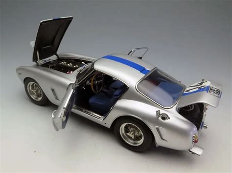 118 Diecast Silver With Blue Stripe Model Car Diecast Model Car 1 18