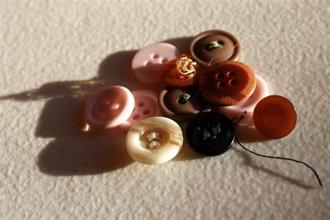 Free Picture Colorful Sewing Buttons