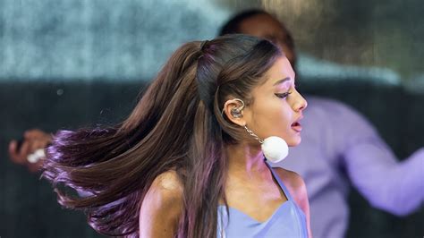 Ariana Grande Curly Hair 1000 Images About Hair Goals On Pinterest Braid Over The