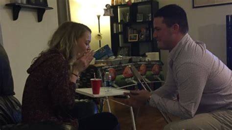 Video Man Proposes To Girlfriend By Appearing In Super Bowl Commercial Abc News