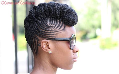 Here is a simple updo for black women with natural hair that can work for a dressy event or just when one craves a more glamorous moment in day to day life. Curves and Confidence | A Miami Style Blogger: Lady Like Style