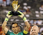 Claudio Bravo se lleva el Guante de Oro de la Copa América Centenario