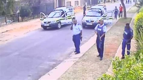 South African Police Filmed Shooting Suspect Dead Bbc News
