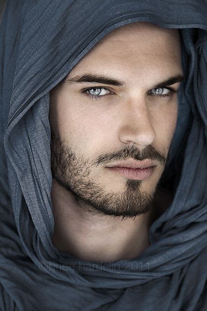 Photos The Most Beautiful Blue Eyed Men In The World Visage Homme
