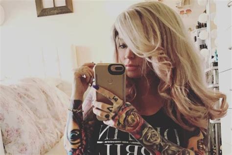 Jenna Jameson Strips Off To Flaunt Baby Bump Days After Lashing Out At Haters For Weight Gain