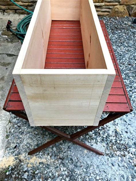 How To Build A Simple Raised Planter Box