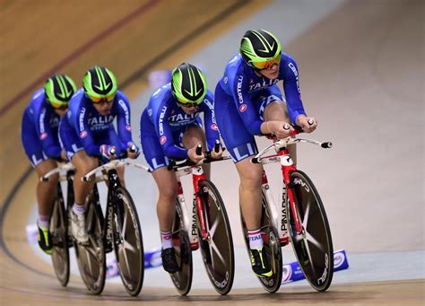 We did not find results for: Europei Ciclismo su pista 2018 - Italia femminile 2ª nelle ...