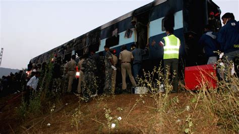 A Major Fire Accident In A Nanded Bangalore Express Train