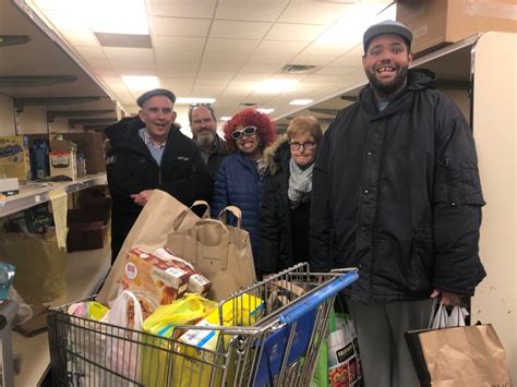 Feed, clothe and help the needy, a food pantry in chicago's englewood neighborhood, has seen donations dwindle during the coronavirus pandemic. WAE Center Donates to Bobrow Kosher Food Pantry - Jewish ...