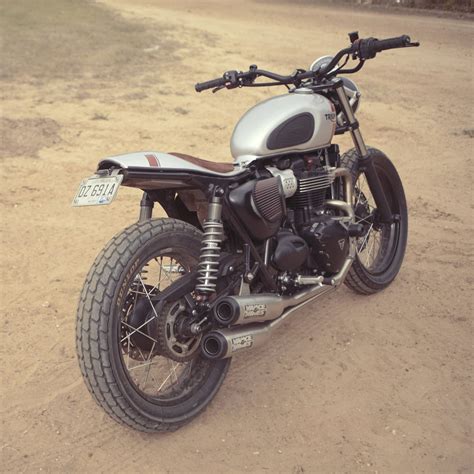 How To Turn The Triumph Street Twin Into A Flat Tracker Bike Exif
