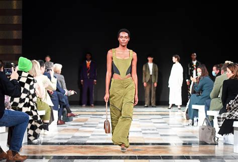 Stella Mccartney Burberry And Ahluwalia Star In A Bfc Showcase