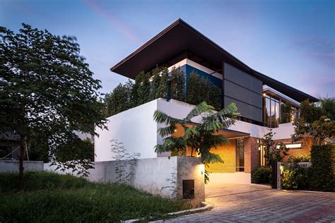 Street Facade Of Two Houses By Alkhemist Architects In Bangkok