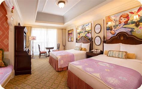 It currently holds the guinness world record for being the largest hotel in the world, by number of rooms. "Sofia the First" Themed Rooms Coming to Tokyo Disneyland ...