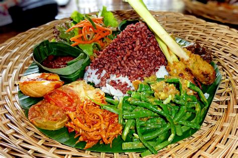 Maybe you would like to learn more about one of these? What to Eat in Indonesia: Dishes You Need to Try!