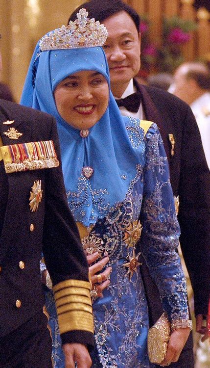 Queen Saleha Of Brunei Royal Crowns Royal Tiaras Fashion