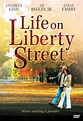 La vida en la calle Liberty (TV) (2004) - FilmAffinity