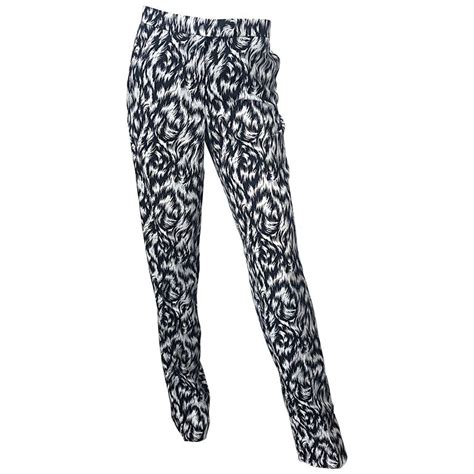 New Derek Lam Size 8 Black And White Feather Print Pajama Style Silk