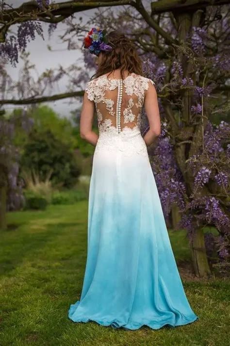 43 Gorgeous Dip Dye Wedding Dresses To Get Inspired Weddingomania