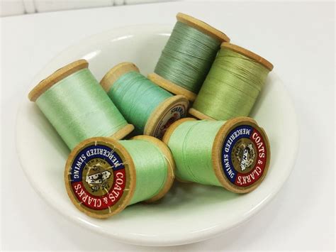 Light Green Thread On Wood Spools Mint Green Leaf Green Light Etsy