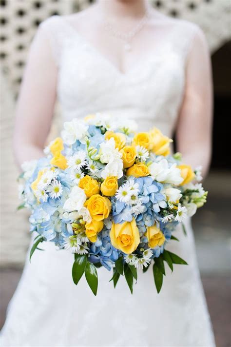 The Most Beautiful Spring Bridal Bouquets Yellow Wedding