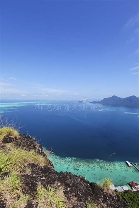 Looking out for malaysia's marine resources. Malaysia Sabah Borneo Scenic View Av Den Tun Sakaran ...