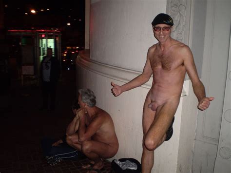 Nakne homofile menn på gata Helt naturlig det vulgaris74 Flickr