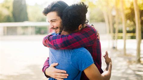 Different Types Of Hugs And What They Really Mean