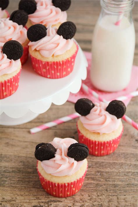 Minnie Mouse Cupcakes The Baker Upstairs