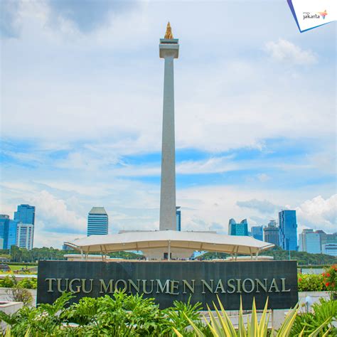 Monumen Nasional Monas Landmark Dari Kota Jakarta Travelbiz