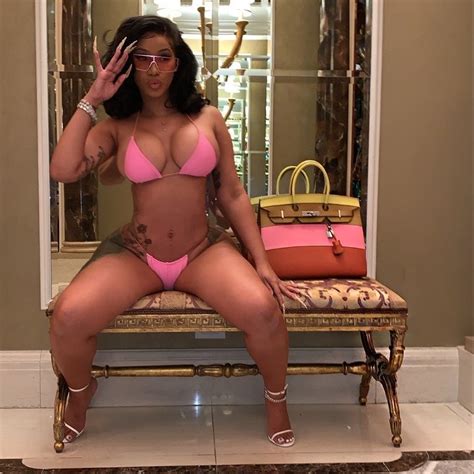 Cardi B Showed Off Her Nude Tits After Celebrating Her 28th Birthday 4