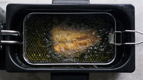 The Best Oils For Deep Frying Fish Meateater Wild Foods
