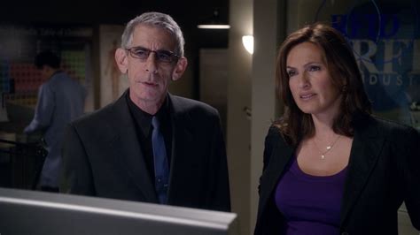 john munch and olivia benson special victims unit law and order svu olivia benson
