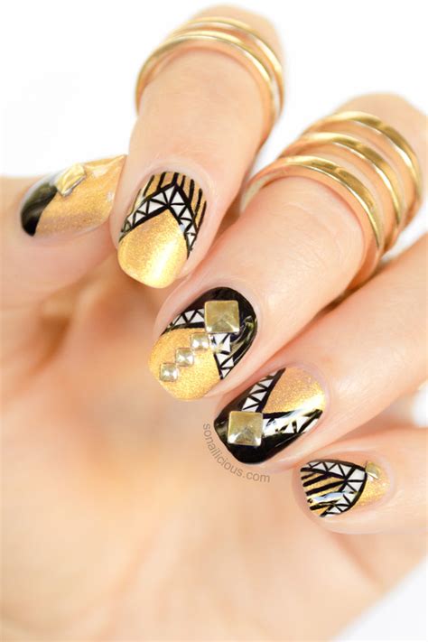 black and gold nail art - SoNailicious