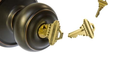 The Importance Of Changing Locks When A Tenant Moves Out Aurora