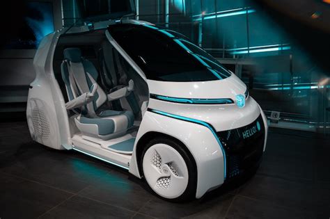 Would You Ride In A Driverless Car Discover The Benefits And Downsides