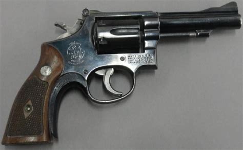 Smith And Wesson 38 Special Ctg Revolver Apr 22 2017 Bunte Auction