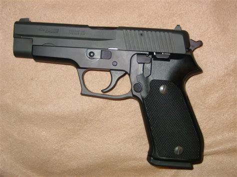 Classic Gun Review German Sig Sauer P220