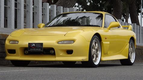The 13b engine that you'll find in an affordable fd mazda rx7 for sale occupies only about one cubic foot, or 0.02 cubic metres, but can be counted on for more than 250 horsepower. Mazda RX7 for sale JDM EXPO (3279, s7999) - YouTube
