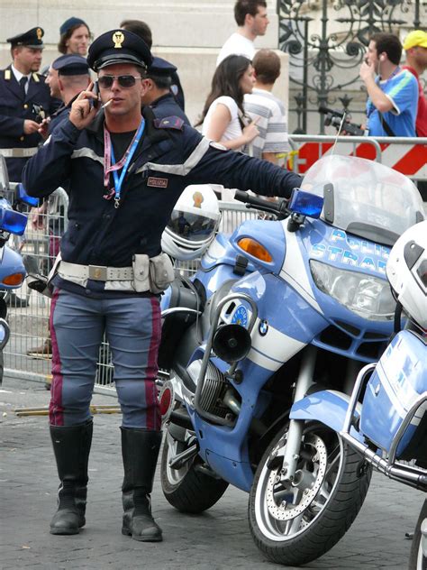 Polizia Di Stato Italian Police A Photo On Flickriver