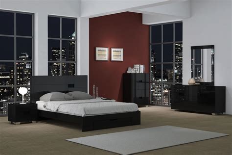 Aria Bedroom Set In Black Finish With Platform Storage Bed