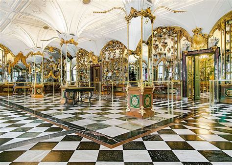 Das grüne gewölbe in dresden zählt zu den bekanntesten museen deutschlands. Grünes Gewölbe: Historisches Grünes Gewölbe (mit Bildern ...