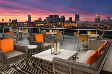 Here is a list of the best hotel rooftop bars in new york city. Up Rooftop Lounge: The Best Rooftop Restaurant In Nashville