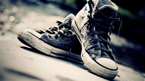 Cool Shoes Hd Wallpapers 76 Images