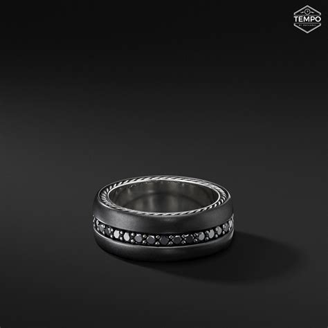 anillo para caballero hecho de titanio con cristales att2 joyeria tempo