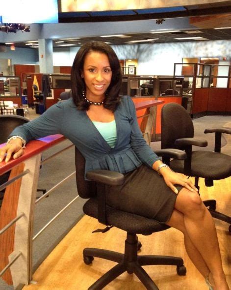 News Reporteranchor Beauty Michelle Marsh Female News Anchors Beautiful Black Women Black