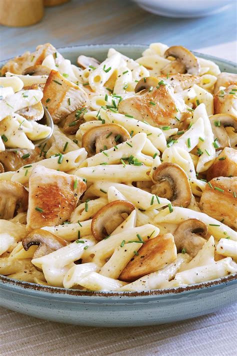 Stir in shredded chicken, taco seasoning, diced tomatoes, diced chilies, sour cream, and cream of mushroom soup and heat through. Pin on Food