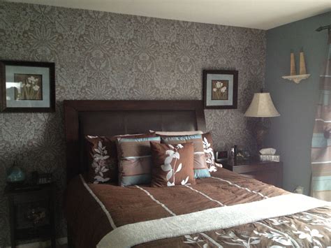 Wallpapered Accent Wall Love It Wallpaper Accent Wall Bedroom Ideas