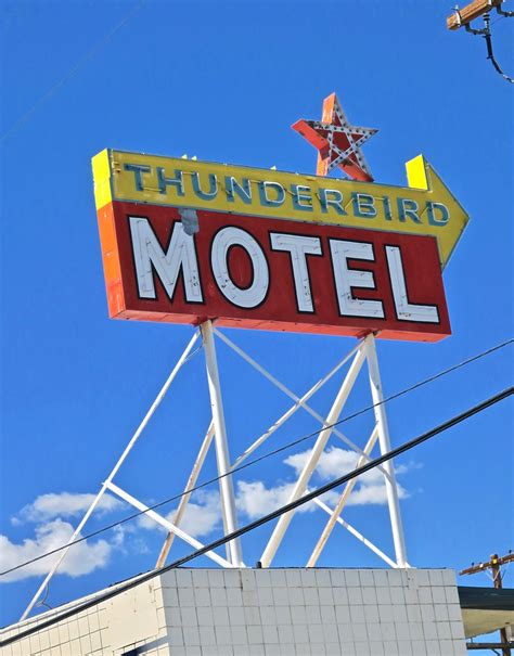 Thunderbird Motel Bishop Ca Thunderbird Motel 190 West Flickr