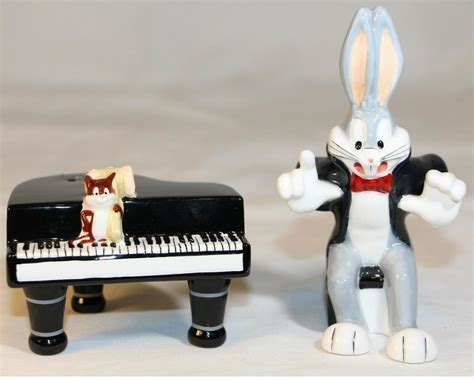 Looney Tunes Warner Bros Bugs Bunny Piano Salt And Pepper Shakers Nib