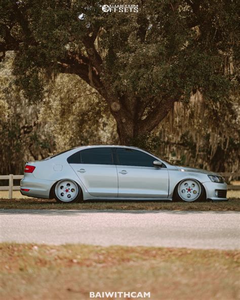 Volkswagen Jetta Wheel Offset Poke Air Suspension Custom Offsets